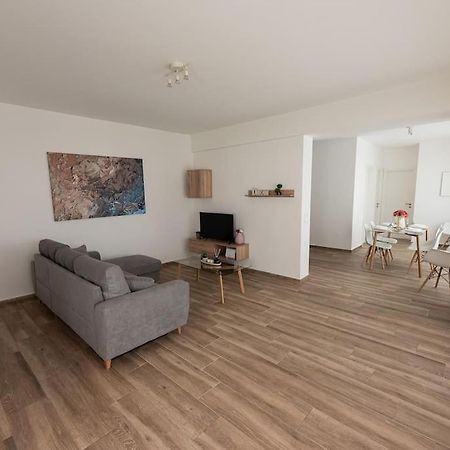 Bright 2Br Apartment In Palaio Faliro- Atenas Exterior foto