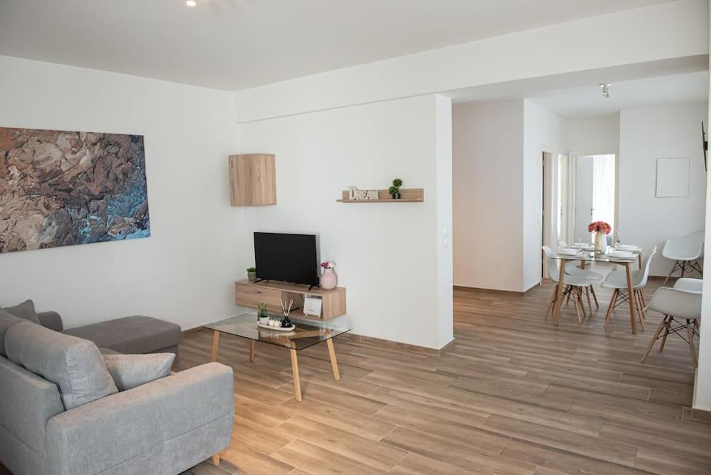 Bright 2Br Apartment In Palaio Faliro- Atenas Exterior foto